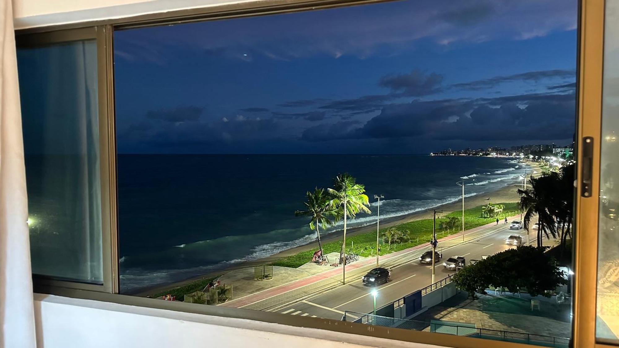 Flat Em Hotel De Luxo Beira Mar Da Grife Ritz Suites Com Vista Ampla Para Todo O Mar Da Cruz Das Almas, Jatiuca E Ponta Verde, Com Toda Estrutura De Um Hotel Lindo E Arrojado, Academia, Piscina E Muito Mais, Venha Viver Essa Experiencia Incrivel! Maceio  Exterior photo
